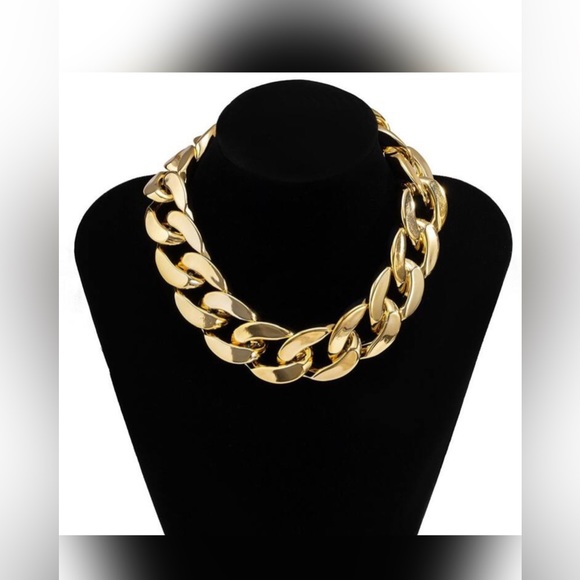 Jewelry - Simple And Fashionable Aluminum Link Necklace